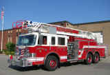 Brookline Engine 4 2010.jpg (244296 bytes)
