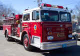 Hyannis Engine 823 OLD.jpg (129504 bytes)
