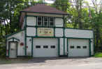 Williamsburg Station 1.jpg (148922 bytes)